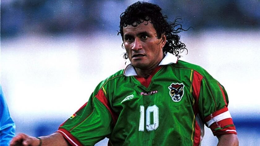 ¿Quién ha sido el mejor futbolista de Bolivia en la historia?