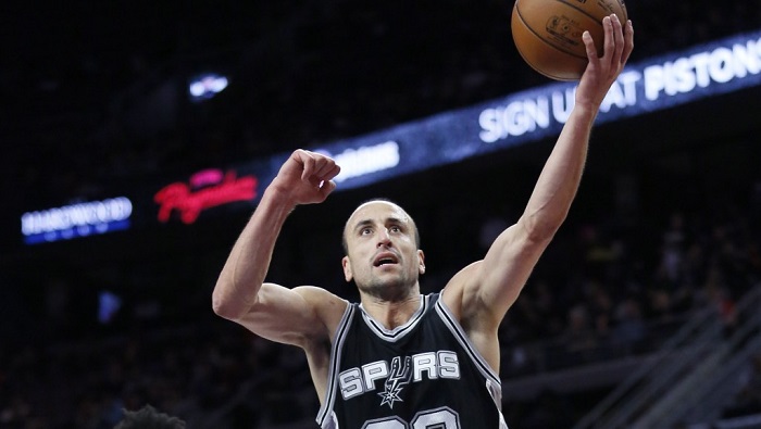 Manu Ginóbili is in the Top 10 Latino Players in the NBA. He was announced among the finalists to the 2022 Hall of Fame. To be elected he will need to gather 18 of the 24 votes of the experts.