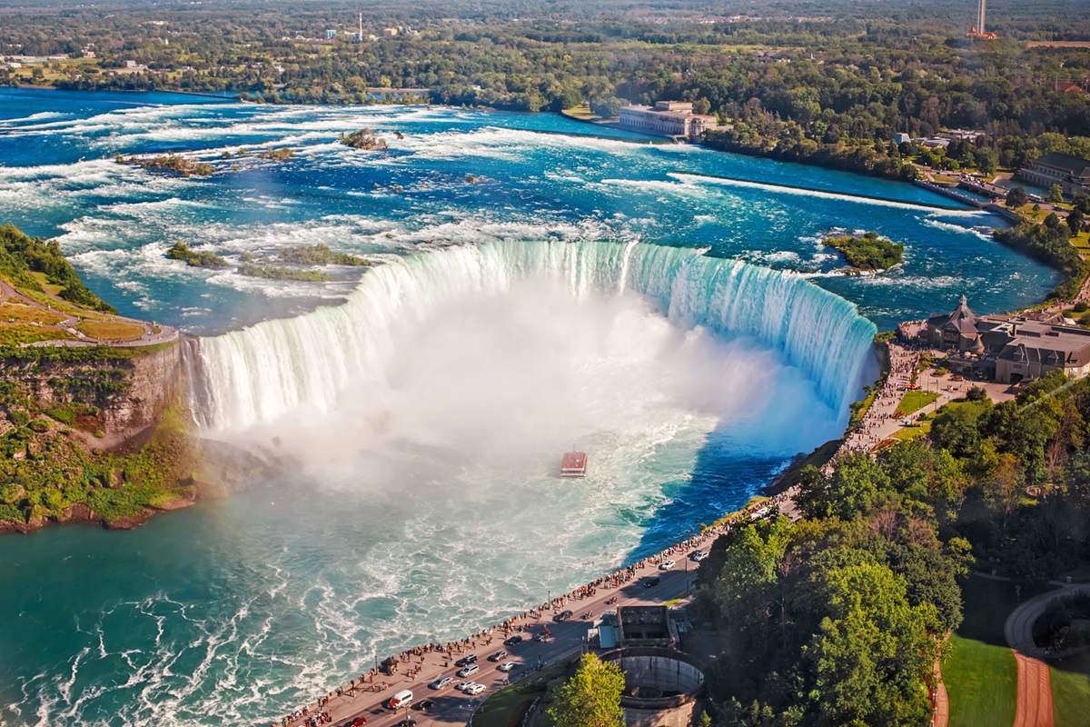 Ontario is one of the common destinations for Latin American tourists traveling to Canada