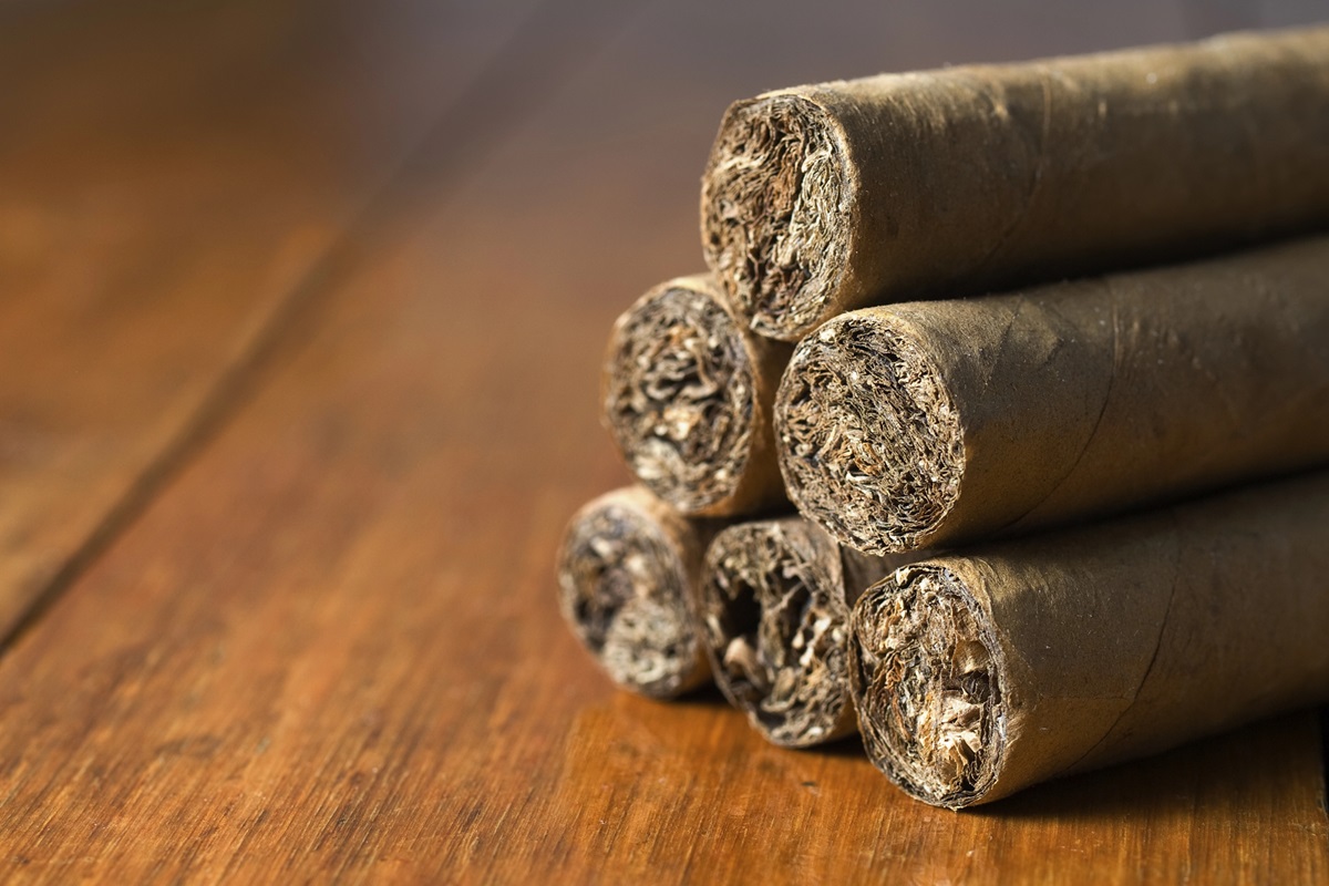 In Cuba, the best cigars in the world are still handmade. People call them Habanos. Why are they so special?