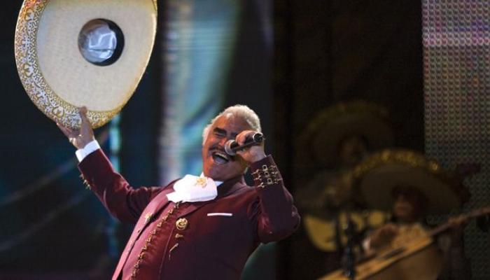Ranchera music icon Vicente Fernandez bids farewell | PanamericanWorld