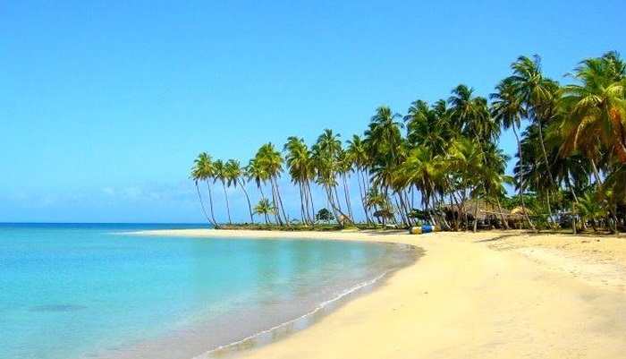 Llegar a Playa Costa Esmeralda es como descubrir otra isla