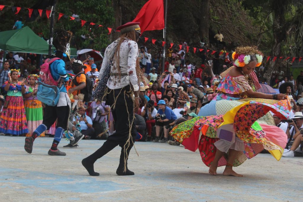 El Festival de Congos y Diablos que se celebra cada dos años en la provincia de Colón, en Panamá, revive la lucha entre el bien y el mal.