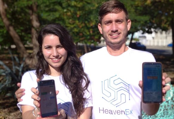 Isabella Soto y Félix Ulloa son dos emprendedores que impulsan la startup cubana HeavenEx, una de las pioneras en el intercambio de criptomonedas en Cuba. Foto: MEGM.