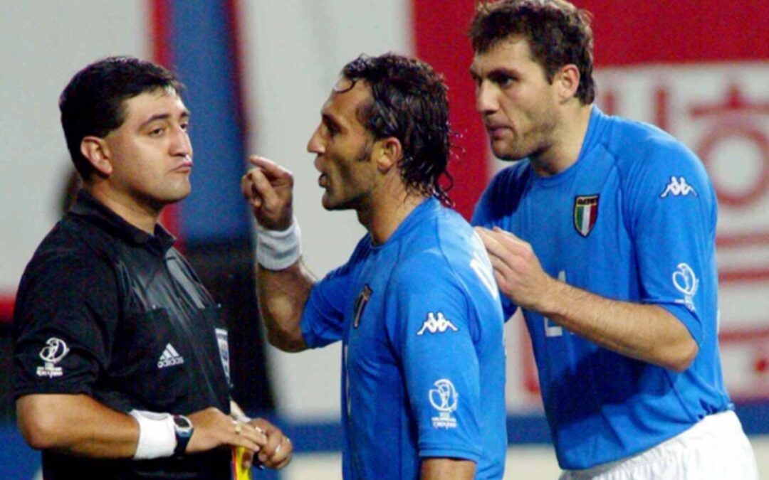 Los 9 errores más graves de los árbitros en las Copas Mundiales de fútbol