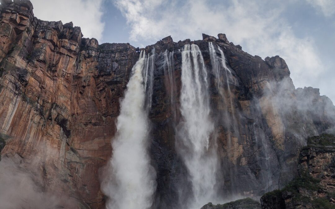 ¿Cuáles son las 7 maravillas naturales de Venezuela? Aquí te contamos. Entre ellas está el Salto Ángel y el Relámpago del Catatumbo