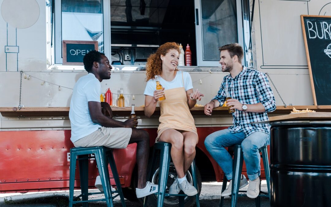 La Copa Mundial de la FIFA 2026 no se jugará solo en las canchas. También podrá sentirse en las calles, en los mercados, en los food trucks. Foto: Depositphotos