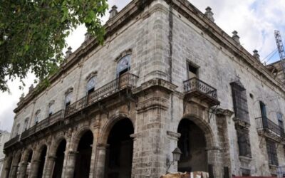 Palacios coloniales en La Habana, guardianes de la historia en una ciudad que apenas resiste